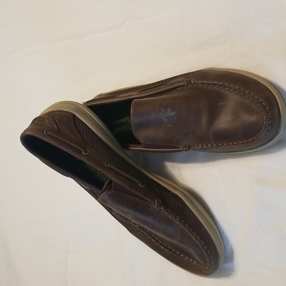 Sperry Boat Shoes - Picture 1 of 5